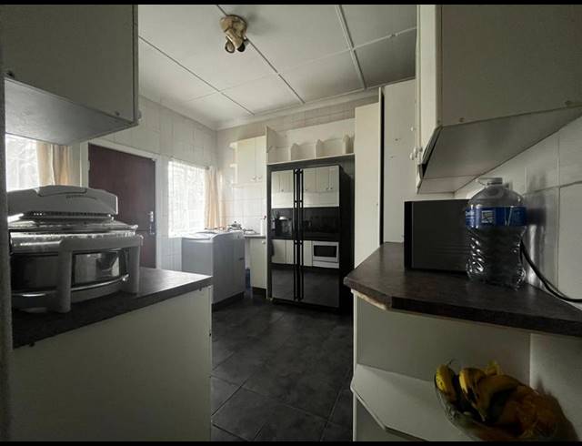 3 BEDROOM PROPERTY TO RENT IN PARKRAND
